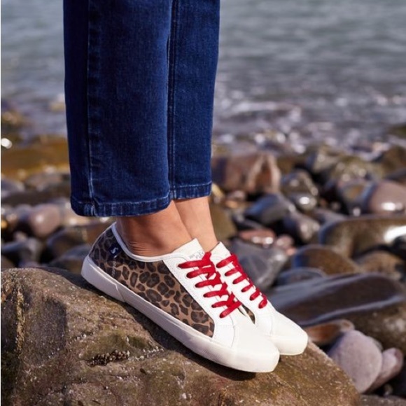 JOULES Coast Pump Faux Leather Trainers Women's Sneakers Size  9 - Picture 3 of 16